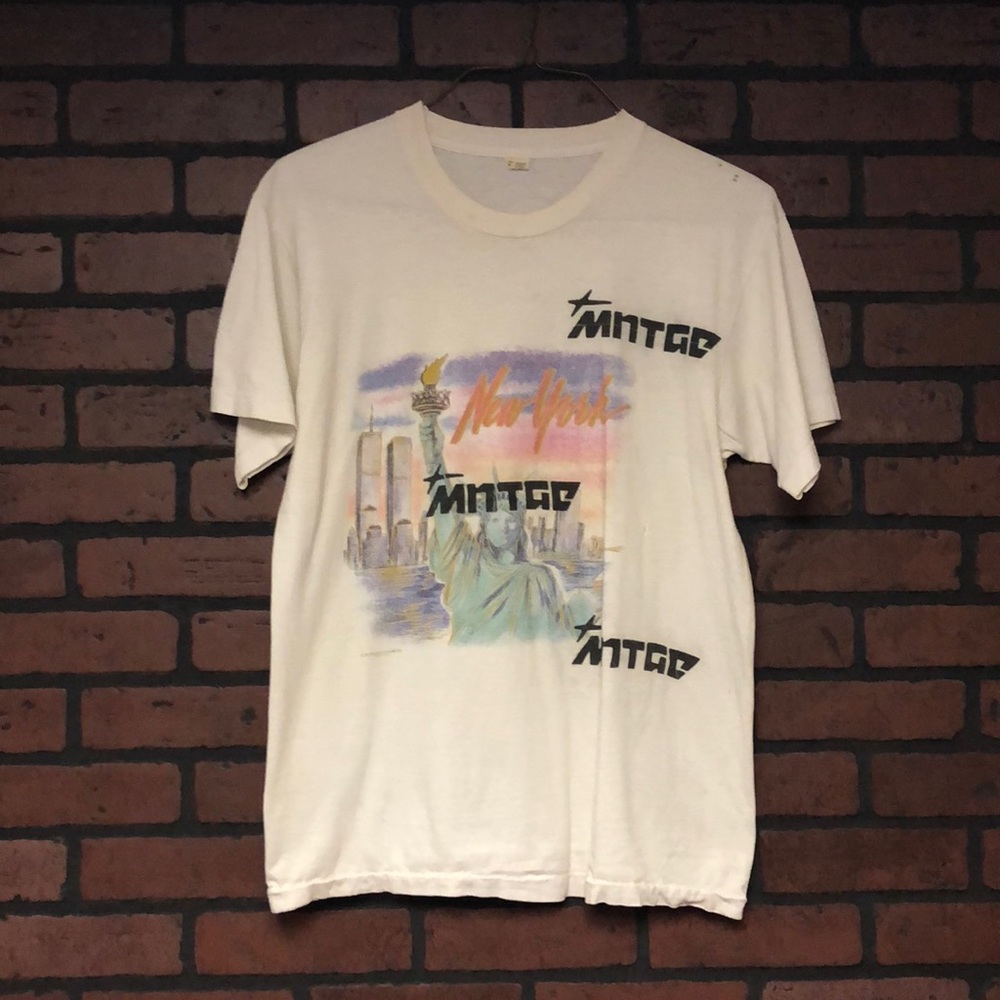 Mntge New York Airbrush Tee